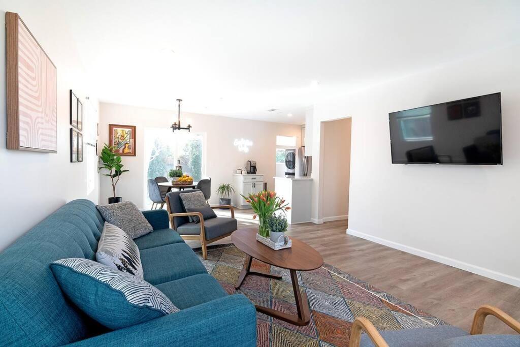 Beautiful 3 Bed 1 Bath Designer Home + Hot Tub Los Ángeles Exterior foto