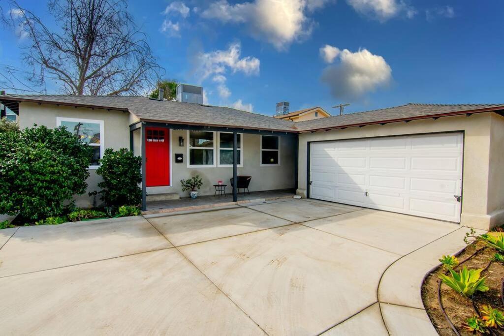 Beautiful 3 Bed 1 Bath Designer Home + Hot Tub Los Ángeles Exterior foto