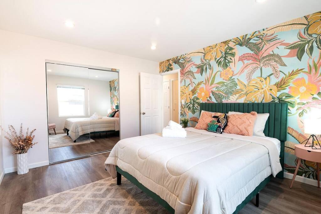Beautiful 3 Bed 1 Bath Designer Home + Hot Tub Los Ángeles Exterior foto
